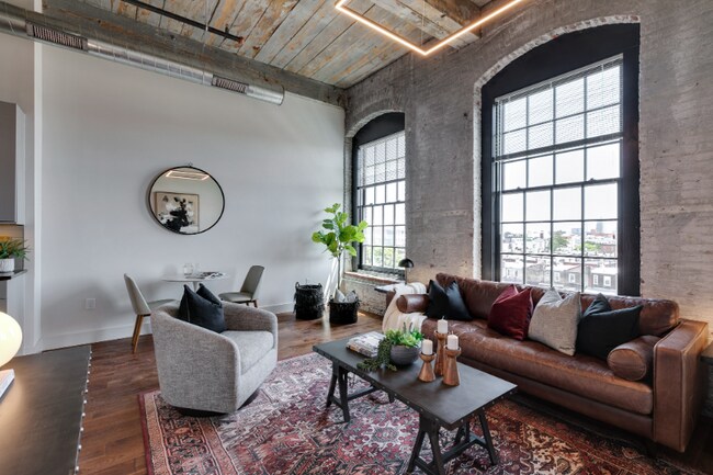 Building Photo - 173 W Berks St