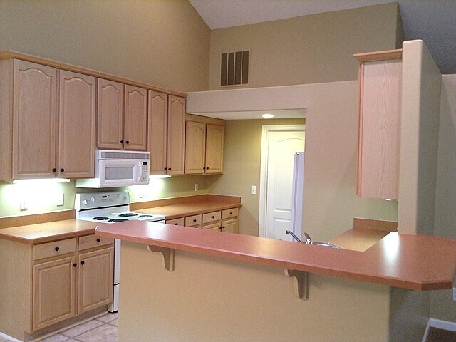 Building Photo - 1712 Yellow Rose Ct