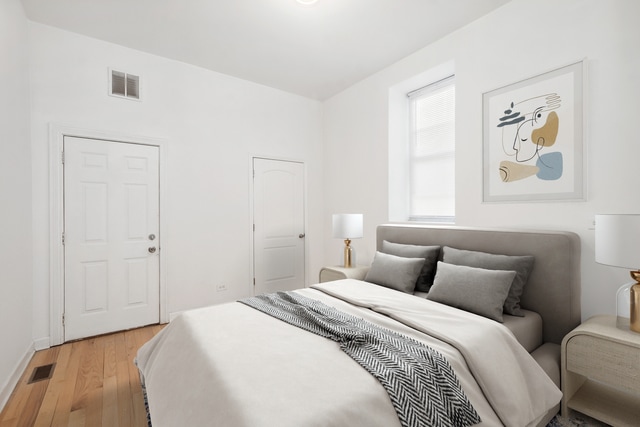 Building Photo - 1041 S Oakley Blvd