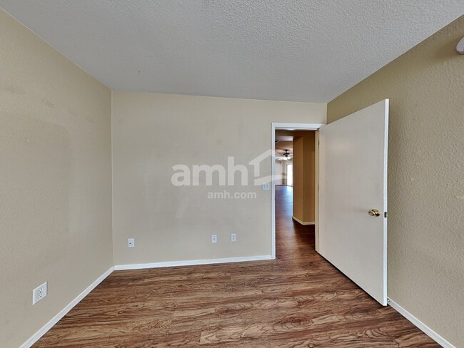 Building Photo - 5020 E Butterweed Drive