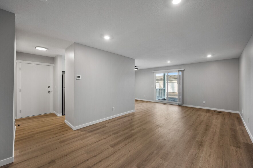 Living Room view - main level living! - 1551 Namekagon St