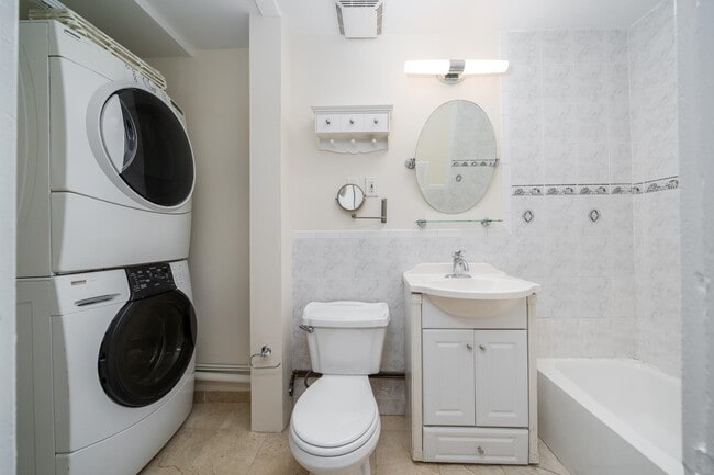 Building Photo - 6128 Madison St