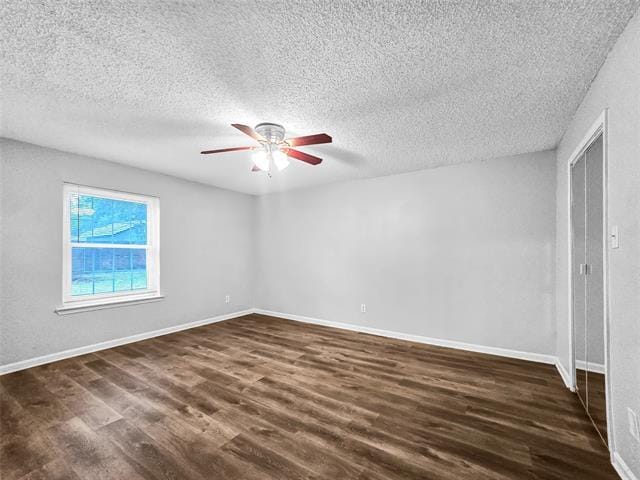Building Photo - 1012 Woodridge Dr