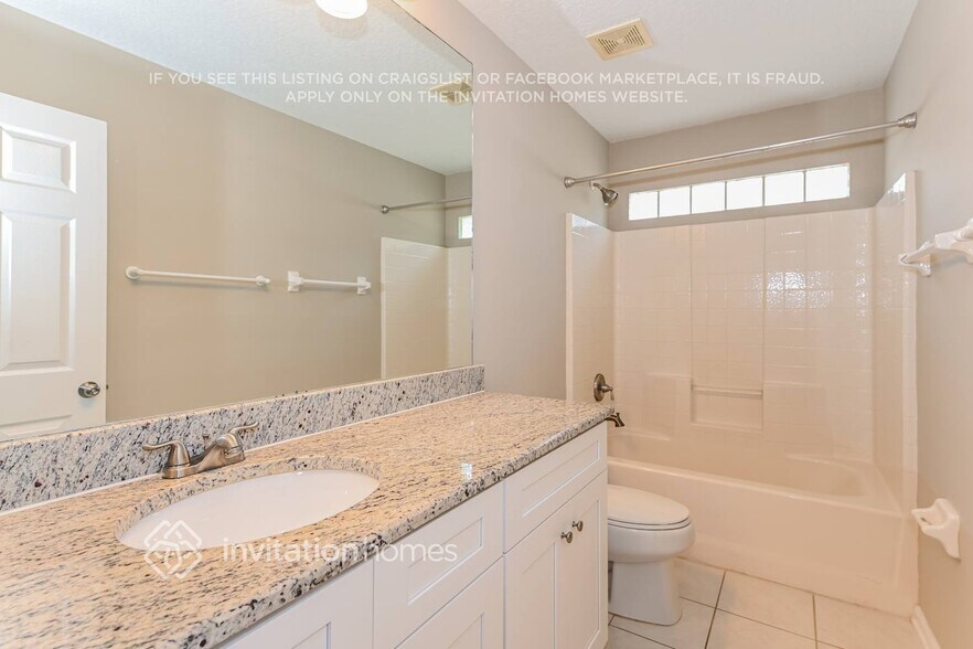 Building Photo - 8519 Glenbury Ct N