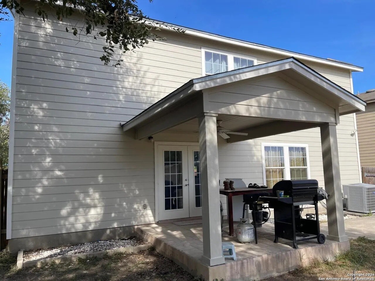 Building Photo - Room in House on Magnolia Grove