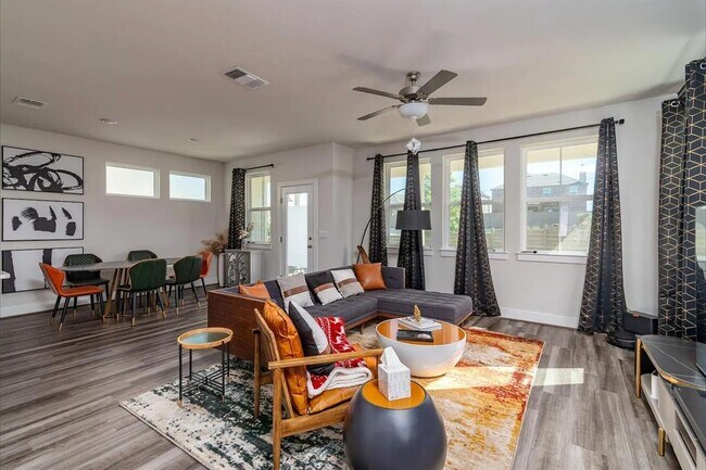 Building Photo - 7501 Travertine Spring Dr