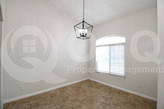 Building Photo - 254 E Nunneley Rd