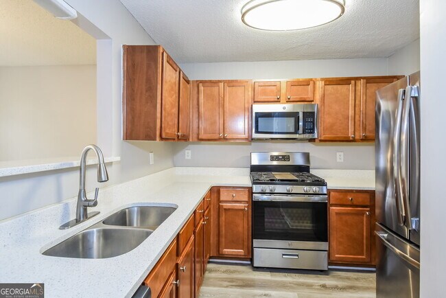 Building Photo - 310 Barshay Dr