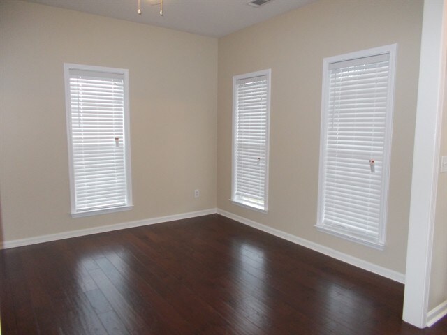 Building Photo - 108 Tilton Drive