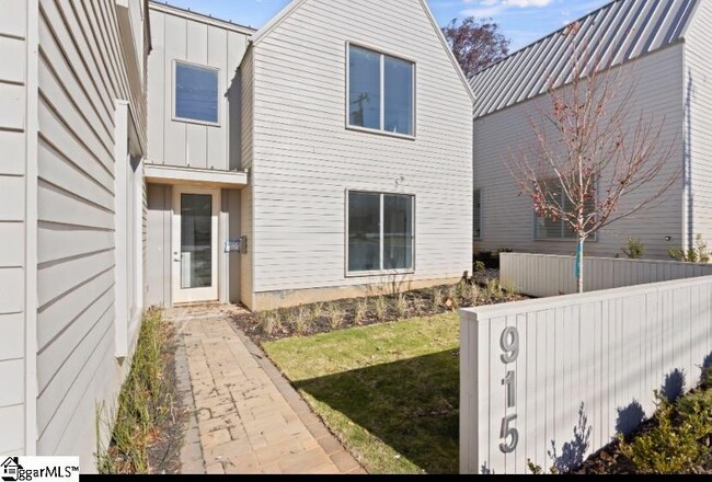Building Photo - 911 Rutherford Rd
