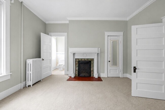 Building Photo - Timeless Ghent Home features charm and elegance in Historic Stockley Gardens