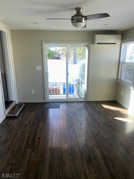 Building Photo - 442 Rosewood Terrace