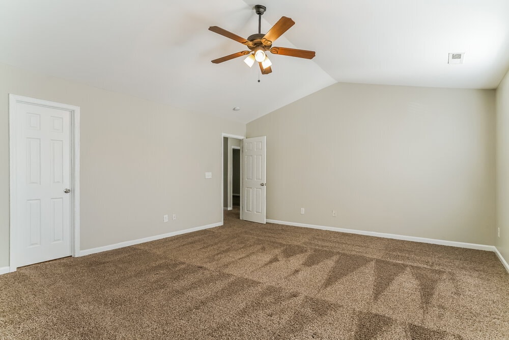 Building Photo - 167 Woodcreek Ln