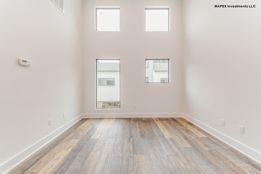 Building Photo - 104 Ragin Lofts Aly