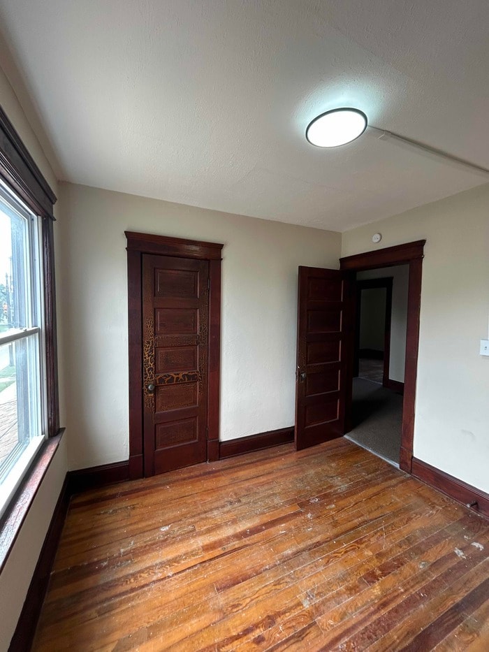 Building Photo - 3344 W 44th St