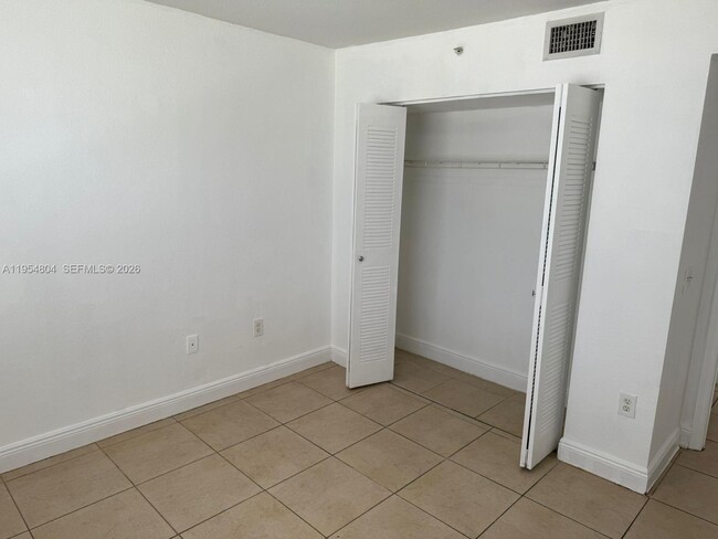 Building Photo - 15422 SW 284th St