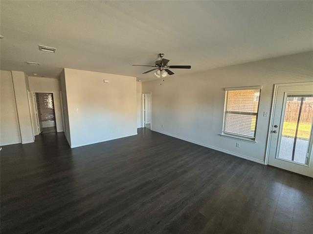 Building Photo - 133 Red Hickory Dr