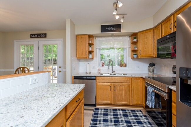 Building Photo - Spacious 4-Bedroom Home in Massanutten Resort