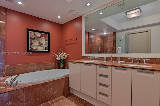 Building Photo - 3535 S Ocean Dr