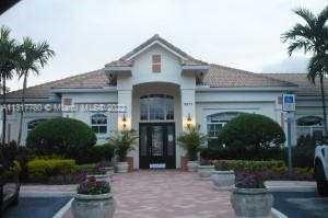 Building Photo - 9887 Baywinds Blvd