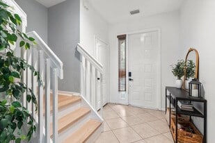 Building Photo - 453 Rainbow Springs Ter