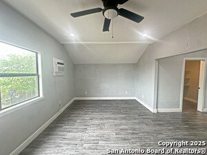 Building Photo - 7550 Oak Chase