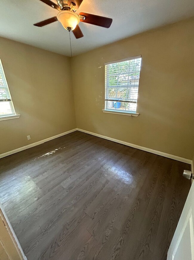 Building Photo - Make yourself at home!
