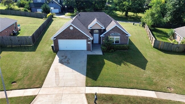 Building Photo - 1284 N Cannondale Dr