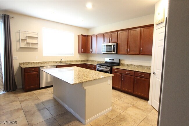 Building Photo - 4073 Blue Opal Wy