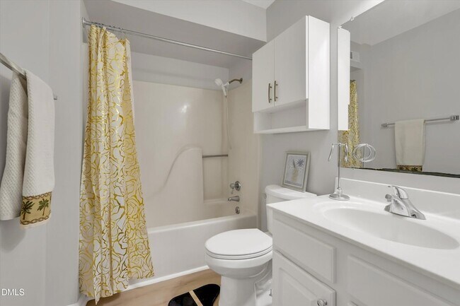 Building Photo - 2811 Edridge Ct