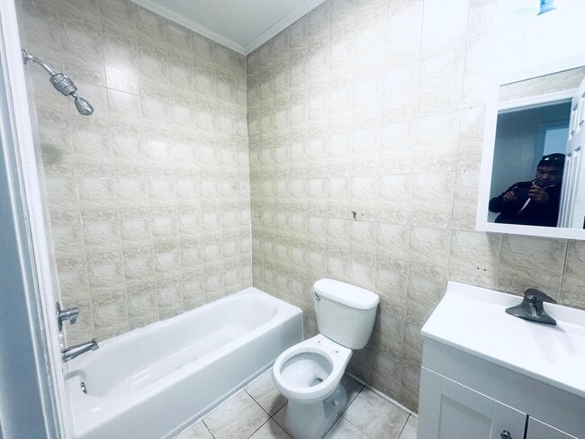 Building Photo - 30 Whitman Ave