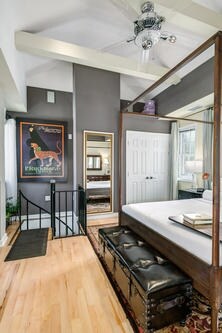 Interior Photo - 1017 Duke