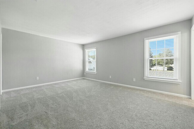 Building Photo - 412 Desertmartin Way