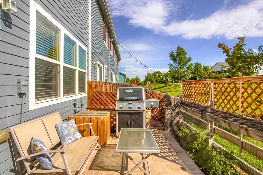 Building Photo - 345 Smith Cir