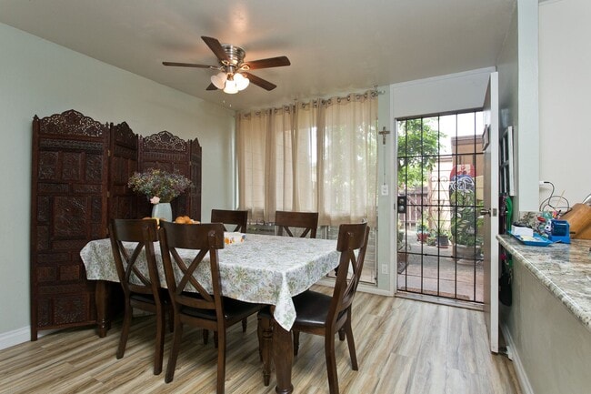 Building Photo - Partly Furnished 3-bedroom, 2.5 bath condo...