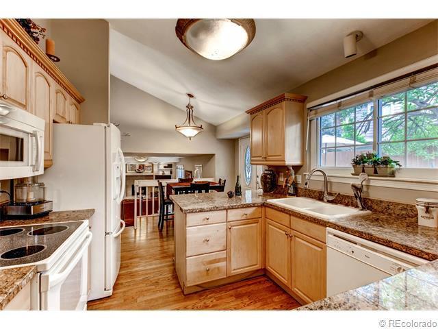 Building Photo - 7795 S Poplar Way