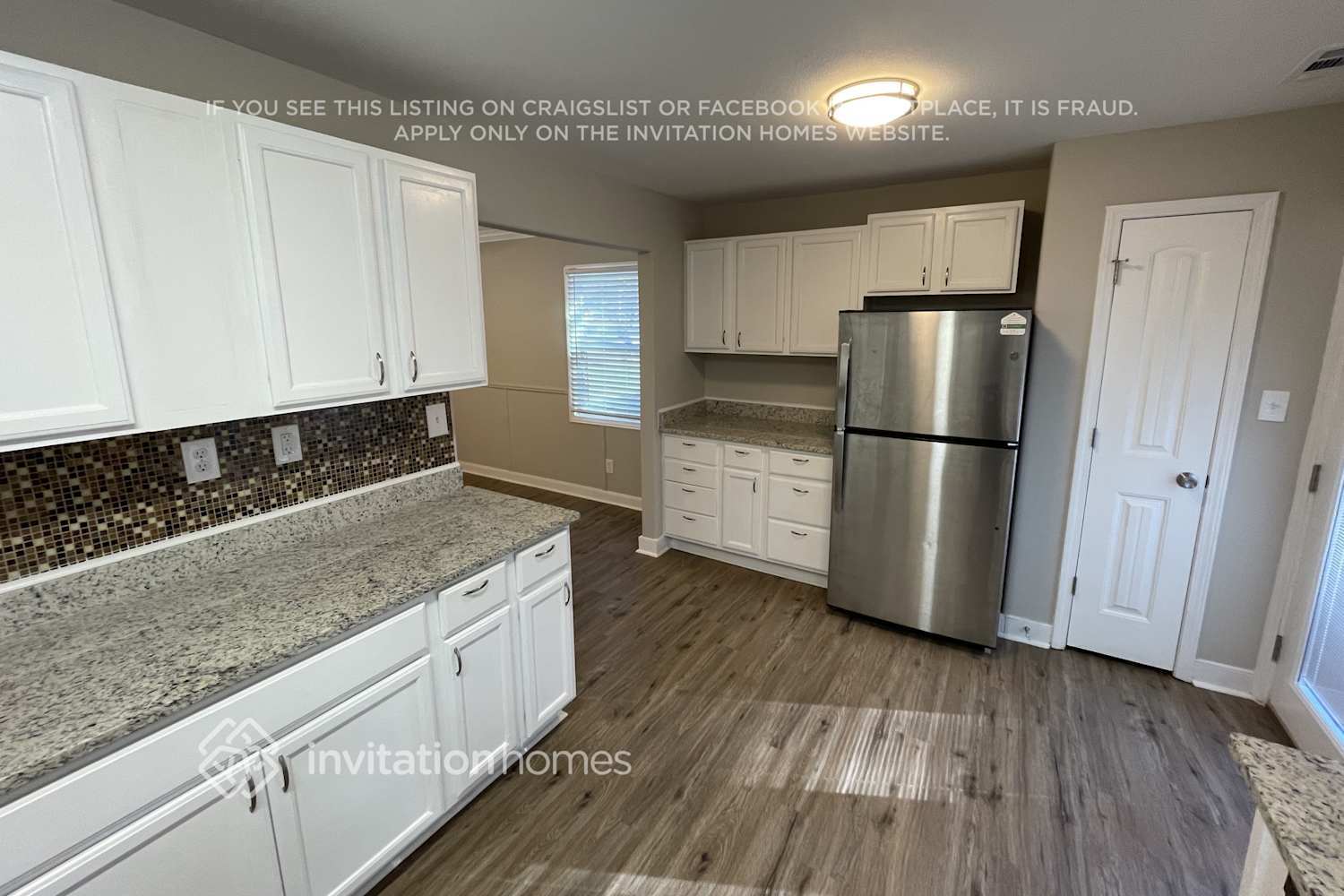 Building Photo - 406 Meadowview Dr