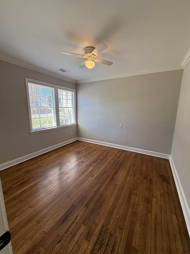 Building Photo - 764 Dunn Ave