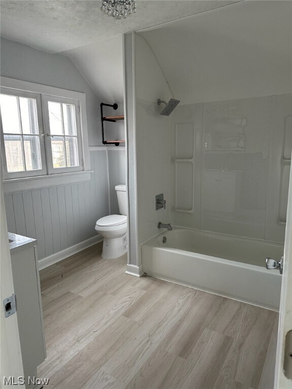 Building Photo - 2216 3rd St