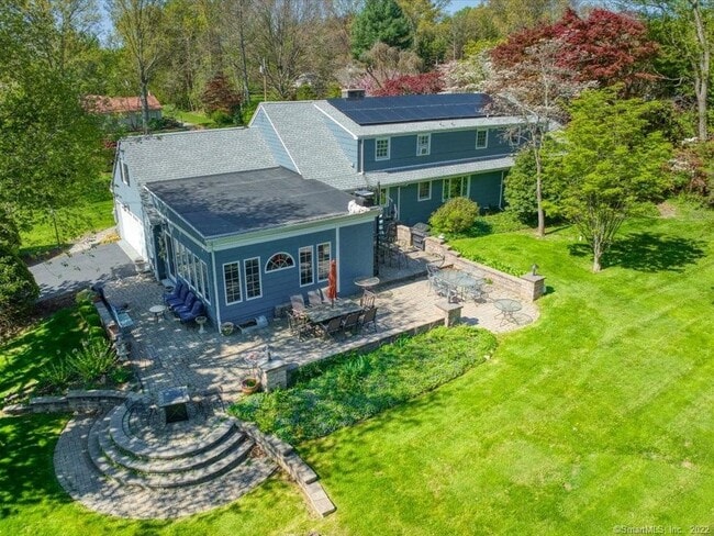 Building Photo - 94 Fennbrook Dr