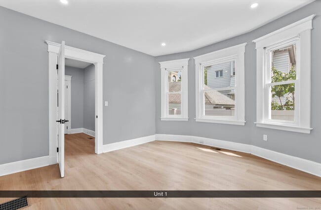 Building Photo - 74 4th St