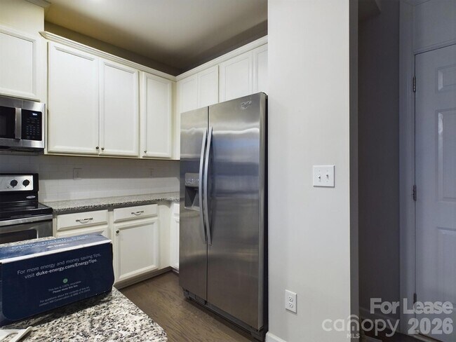 Building Photo - 6624 Berewick Commons Pkwy