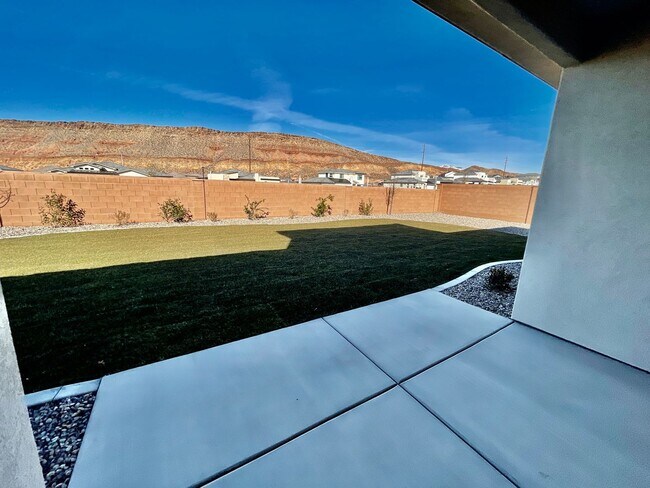 Building Photo - Four-Bedroom Home in Washington Fields