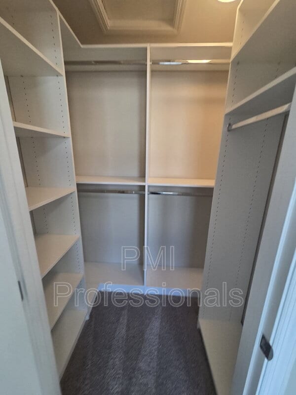 Building Photo - 4109 George Buchanan