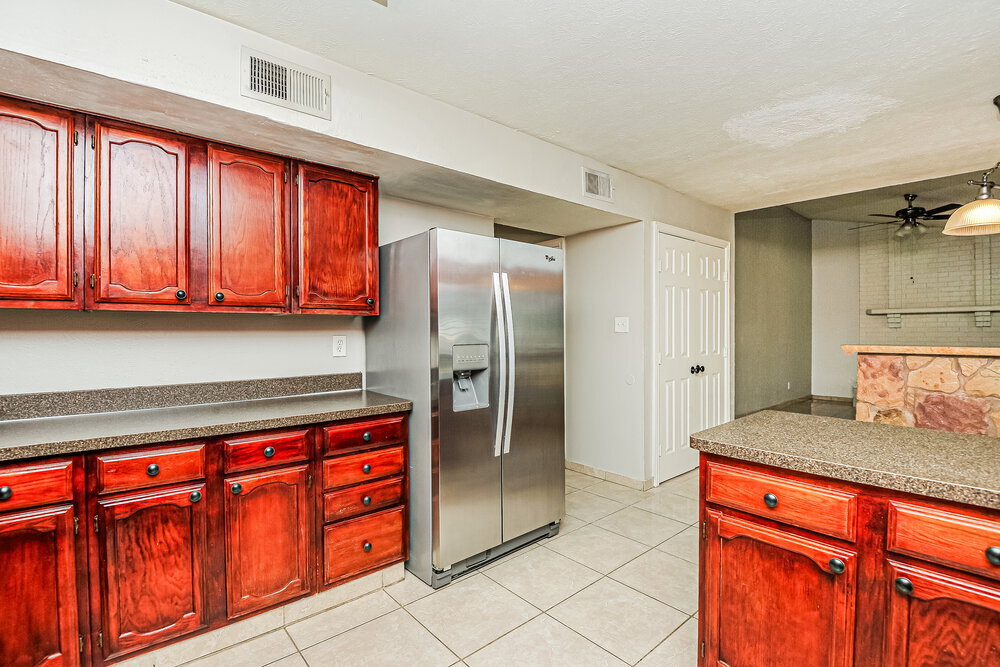 Building Photo - 7529 Ashwood Cir