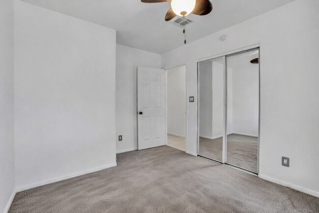 Building Photo - 7565 Sherman Hoyt Ave