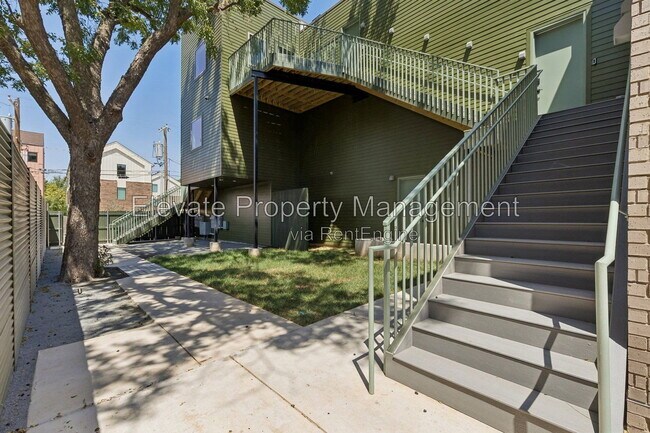 Building Photo - 1617 NW 16th St