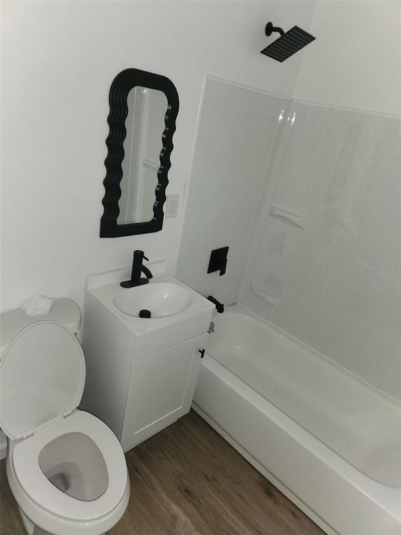 Building Photo - 1216 Emeralda Rd