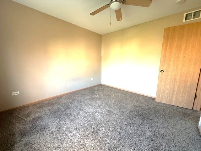 Building Photo - 406-1406 Alyssa St