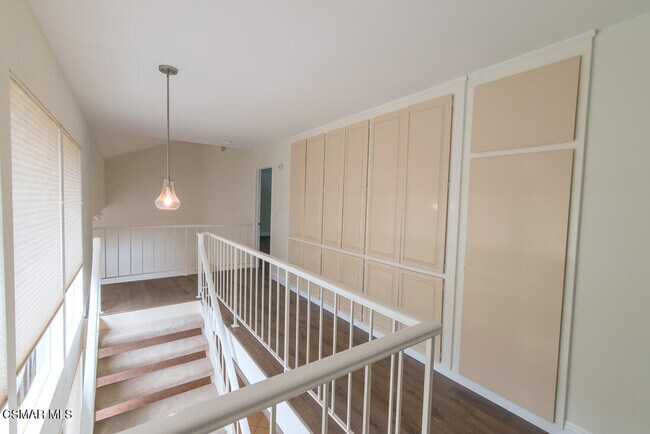 Building Photo - 1074 Elfstone Ct